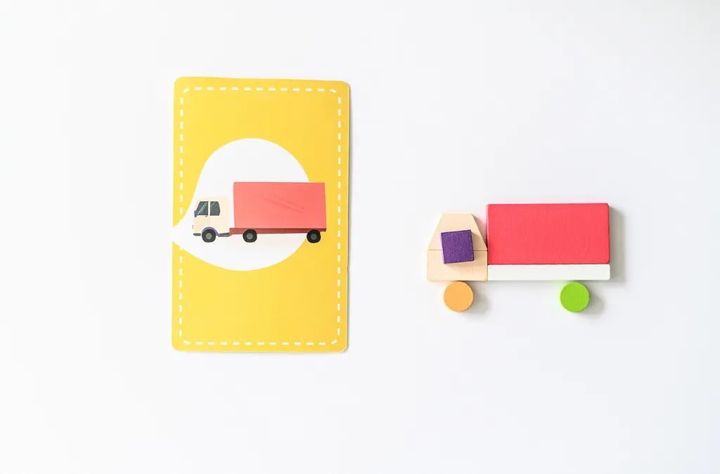 jeu de société pour deviner - cékoiça Vilac 3.webp